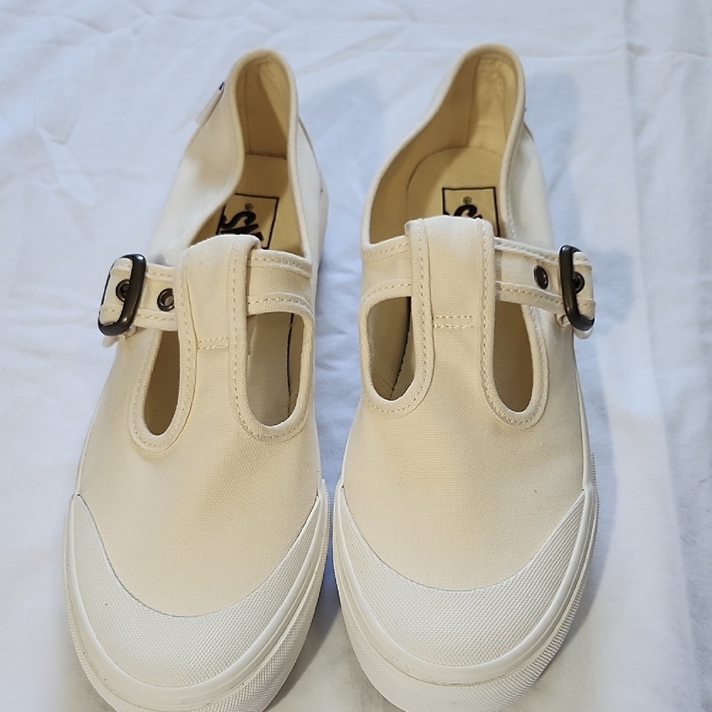 Vans Women's Cream Canvas Buckle Sneakers - Picture 4 of 12